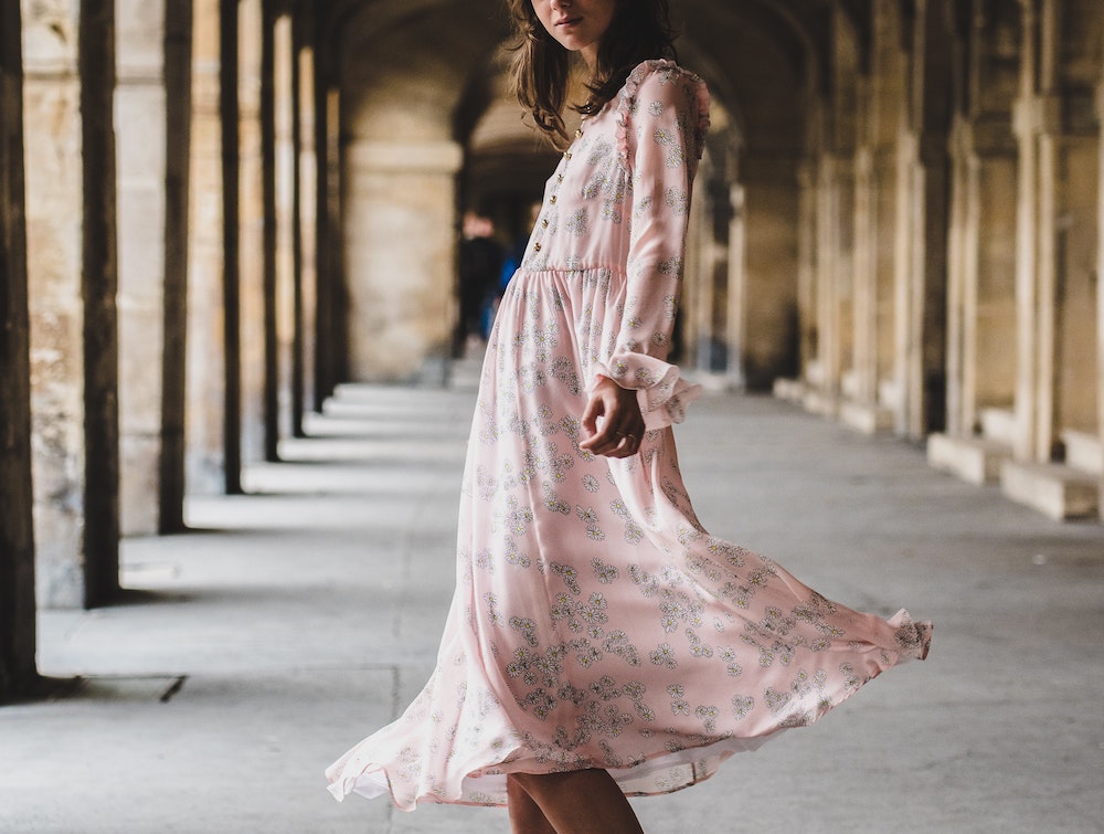 fashion-model-in-flowing-pink-dress
